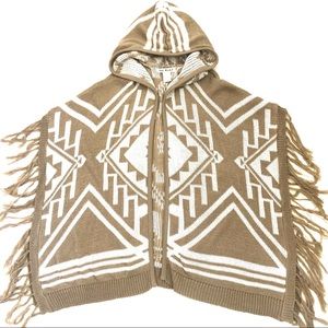 Knitted Shawl with Hoodie